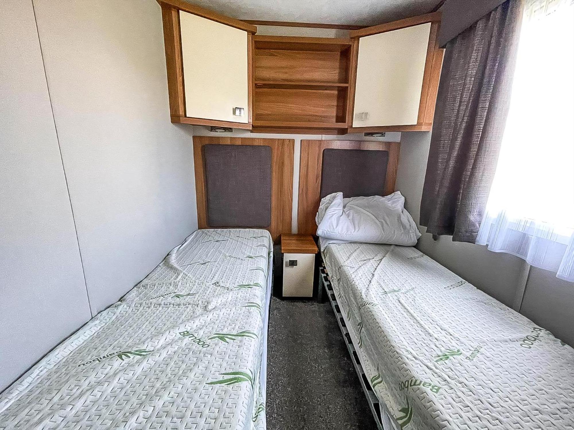 Lovely 8 Berth Caravan At Sunnydale In Lincolnshire Ref 35239S Лаут Екстер'єр фото