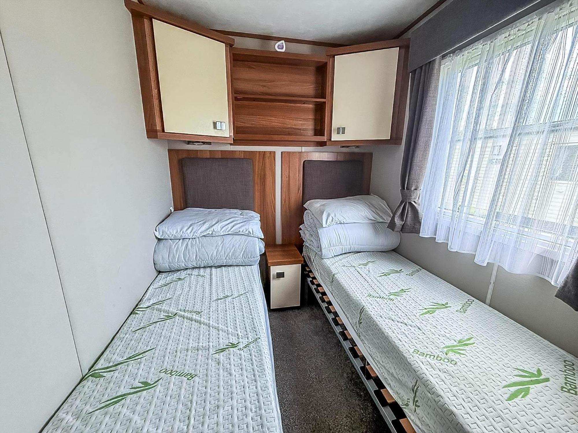 Lovely 8 Berth Caravan At Sunnydale In Lincolnshire Ref 35239S Лаут Екстер'єр фото