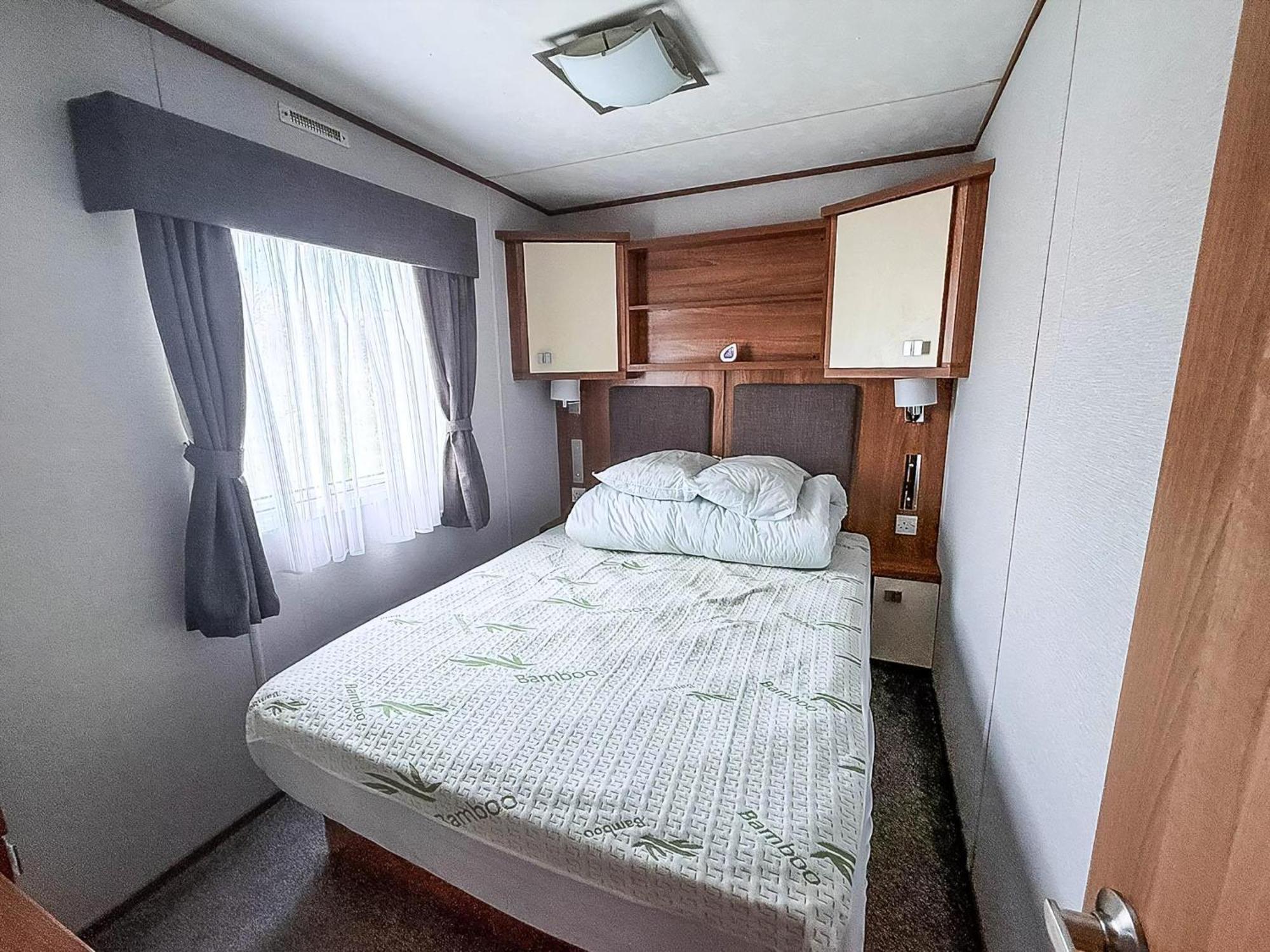 Lovely 8 Berth Caravan At Sunnydale In Lincolnshire Ref 35239S Лаут Екстер'єр фото